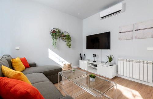 Bright apartment- 1Bd 1Bth- Alonso Cano - Foto 3