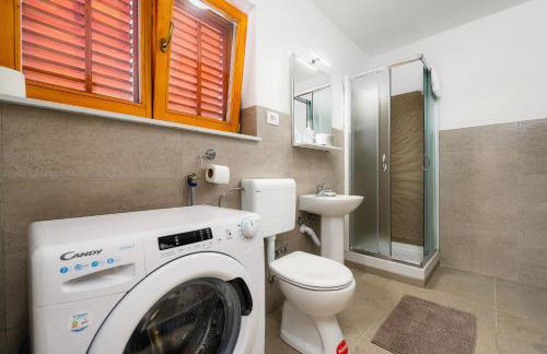 Apartment Lara with Swimming Pool - Paradiz - Foto 29