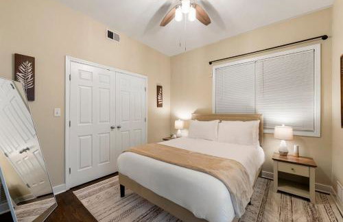 Stylish 2BR Walk to Rush UIC 10 Min Downtown Chicago Free Parking Wifi - Foto 3