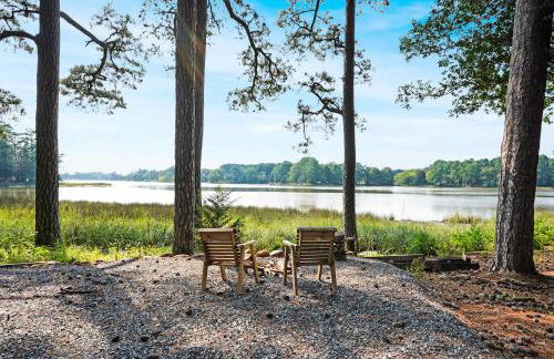 Waterfront 1BR on Working Farm with Deck and View - Foto 27