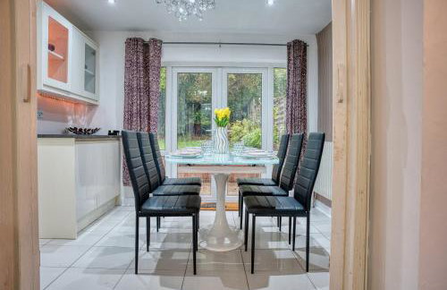3 Bedrooms Sleeps 7 Free Parking - Foto 6