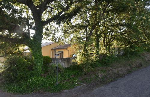 Maison Super Calme et Confortable - Idéalement Située - Clim - Vue Montagnes - Piscine Partagée - Parking Gratuit - Lou Tranquillou - Foto 13