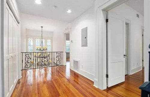 The Gator Manor – 6 Bedrooms Walk to UF / Stadium - Foto 15