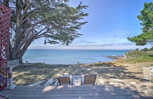 Oceanfront Point Arena House with Lovely Deck! - Foto 24