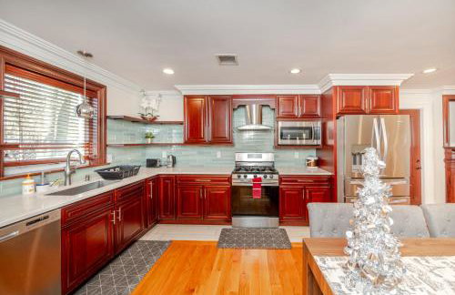 383 - 3BR Quincy - Chic House near Adams Park - Foto 2