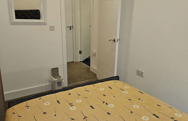 1 Bed Flat - Sleeps 2 - Pets - Garden - Parking - Foto 5