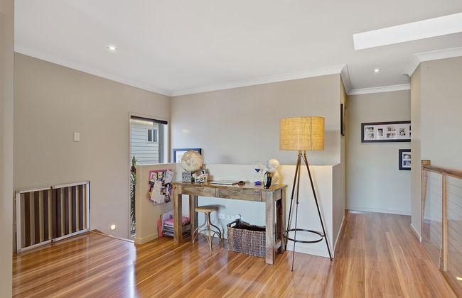 Resort Style Home near Airport & CBD - Photo 11