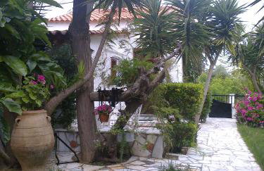 Villa Belmar Self-Catered Apartments - Photo 14