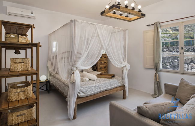 Rock Villas - Emporio | Pool, Jacuzzi, Castle View - Foto 61