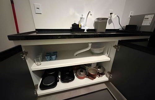 Loft de Luxo no Braga: Perfeito para Casais - Ar, Wi-Fi e Estilo - Foto 46