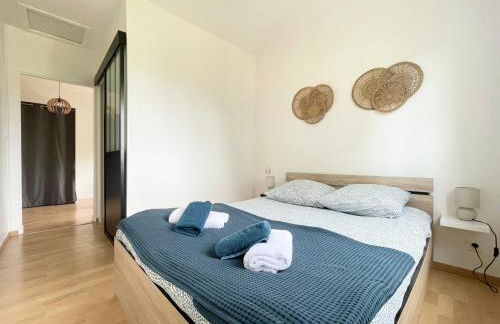 Les chats pitres Maison au calme rénovée avec jardin, terrasse aménagée, transats, abri à vélo, parking gratuit, 5 mn à pied du centre Bayeux proche des plages du débarquement - Photo 20