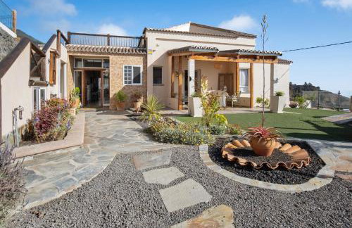 Las Golondrinas - Foto 1