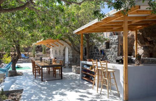 My Old Stone House in a 2 000 sqm private garden with Fab Glamping Tent - Photo 11