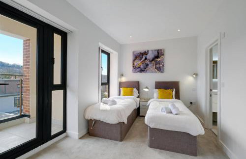 Luxury 5 Bedroom, 4 Bathroom Home in Purley - Foto 42