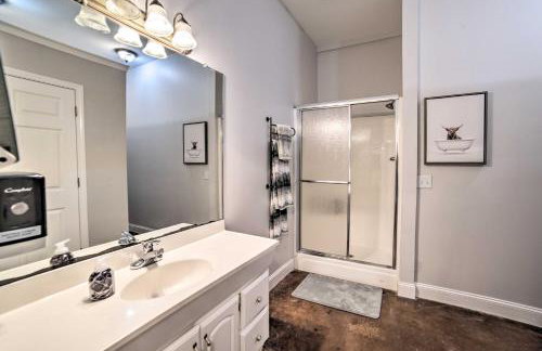 Starkvegas Clubhouse about 2 Mi to MSU Campus! - Foto 24