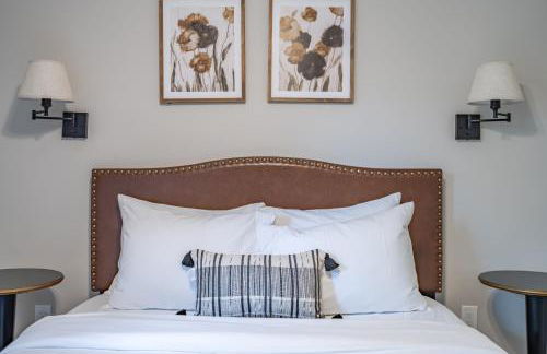 Spacious 3BR Home on Sprawling Serene Grounds - Foto 25