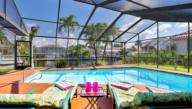 Luxury Villa Turquoise Coast - Salt Water Electric Heated Pool and SPA - Foto 2, Imagem principal