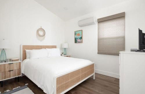 2BD Sashas Bungalow Beach Vibes 1 Block Away - Foto 10