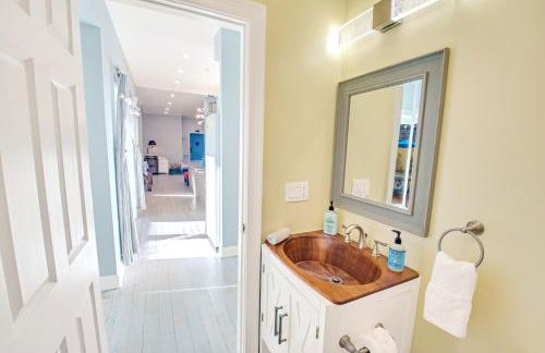 Spacious Oasis - Parking, Private Patio & Roofdeck - Foto 12