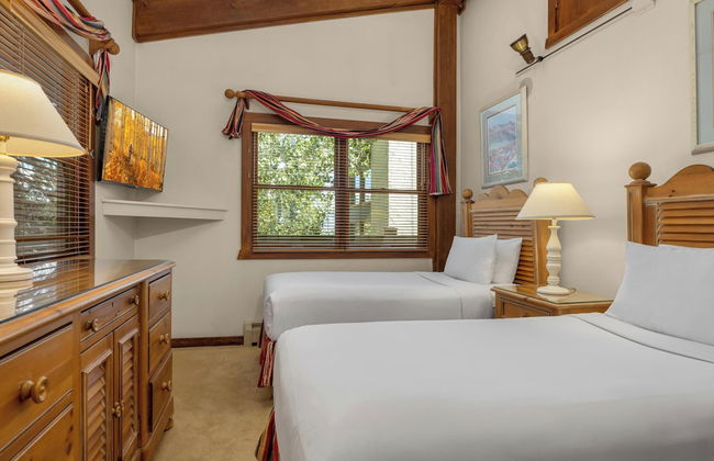 Top of the Village - Foto 80