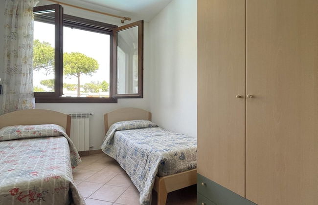 Fantastic Villa With Pool for 7 Guests on Albarella - Foto 5