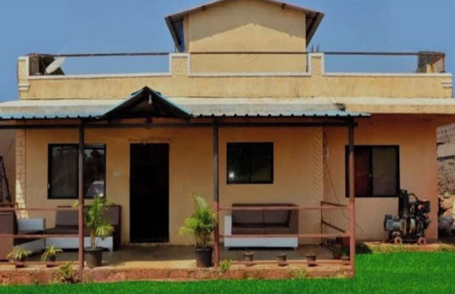 Savitri Bungalow - Photo 18