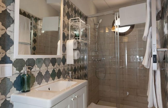 Patios de la Riva - Photo 20