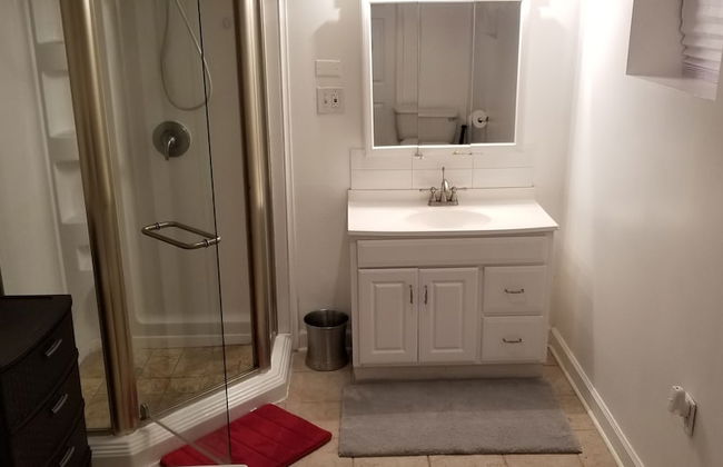 NYC NJ Romantic And Cozy Hideaway - Photo 8