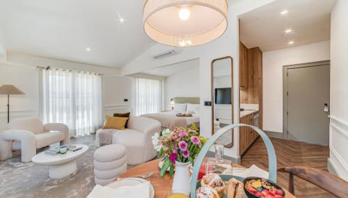 Hygge House Downtown - Photo 1