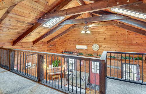 Family-Friendly Tyrone Cabin with Deck Near Hiking - Foto 16