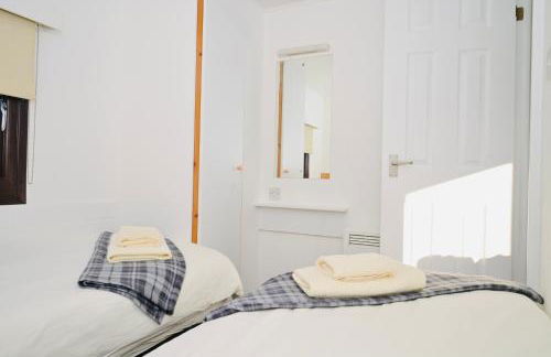 Lodge Cabin with Fabulous Views - Farm Holiday - Foto 27