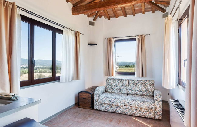 Empoli Villa With Private Pool - Photo 13