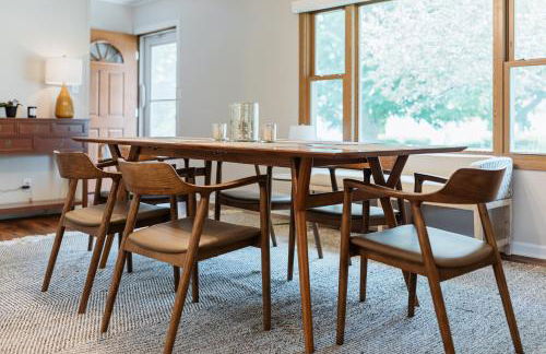 Beautiful 3BR Home Near Lake MI - Photo 30