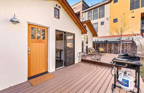 Vibrant Downtown Bungalow – Walk Everywhere! - Foto 44