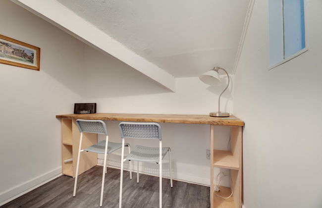 Percy Apartments - By Week2Week - Photo 16