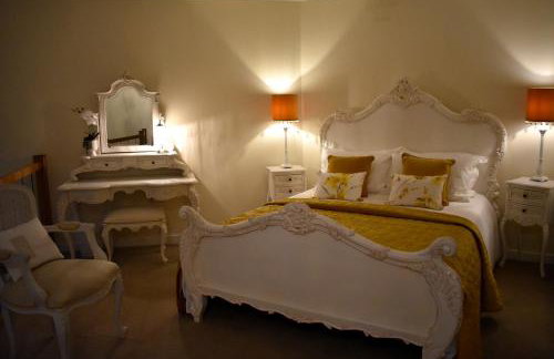 WEE SUZIE STAYS - Stunning George St Apartment - Foto 15