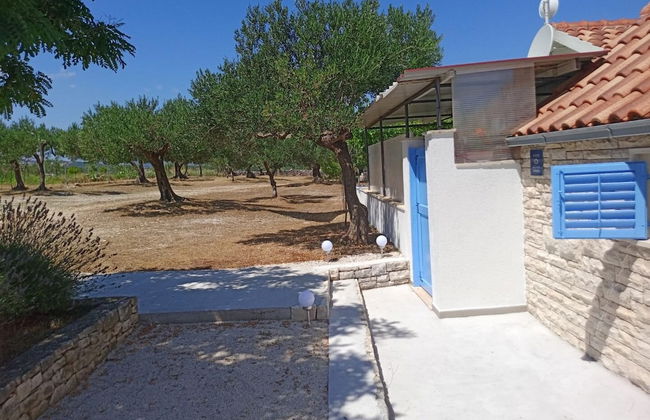 Mary: Relaxing With Pool - H - Foto 17