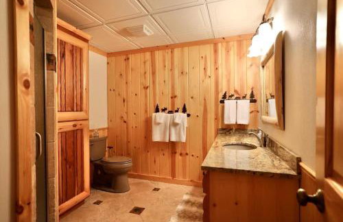 Big Arbor Pines Family friendly - Photo 19