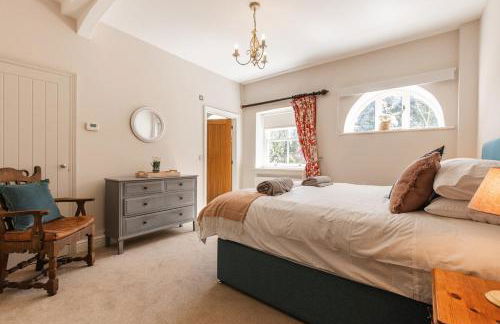 Stylish Coach House Retreat - Foto 16