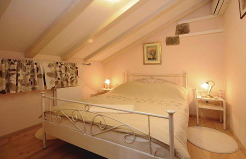 3 Bedroom Beautiful Home In Lisicic - Foto 44