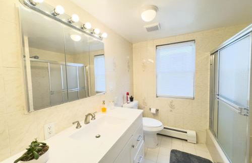 Spacious and Convinient near NYC Parking Available - Foto 5