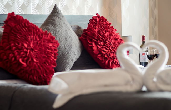 Galway Bay Sea View Apartments - Photo 51