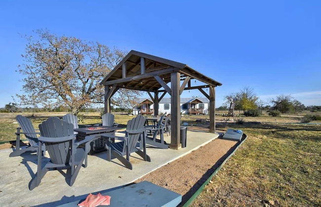 Stargazing Retreat at Lone Star Cottage - Foto 10