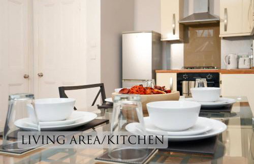 Modern City Centre Apartment in Central Hub - Foto 23