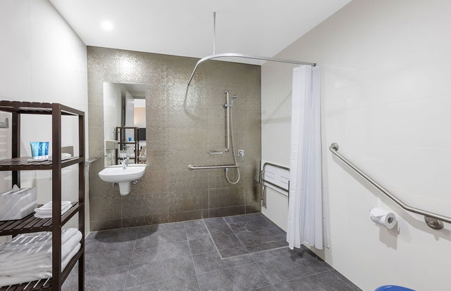 Meriton Suites Church Street, Parramatta - Photo 51