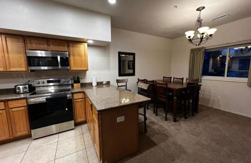 Canyon Plaza Premier Studios and Apts-South Rim - Foto 18