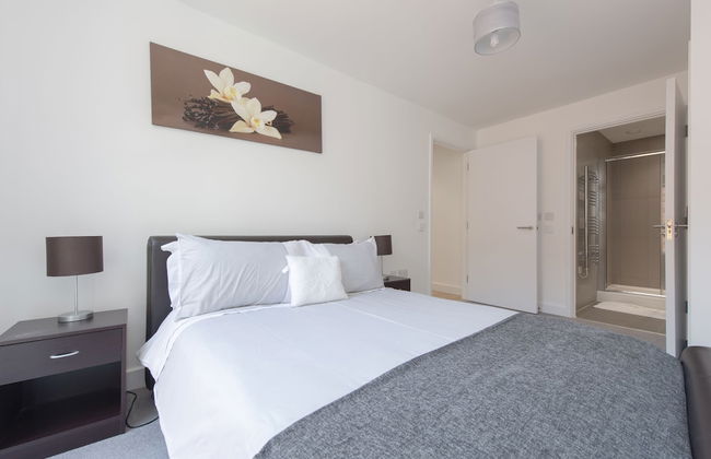 Fortified Apartment - Photo 26