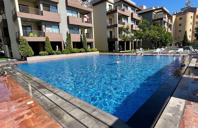 Chalet in Batrouna Park Resort, Facing the Pool, Gazon,gym,generator IS Included - Foto 23