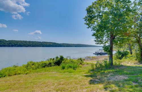 Waterfront Bull Shoals Lake Cabin with Deck and Views! - Foto 23