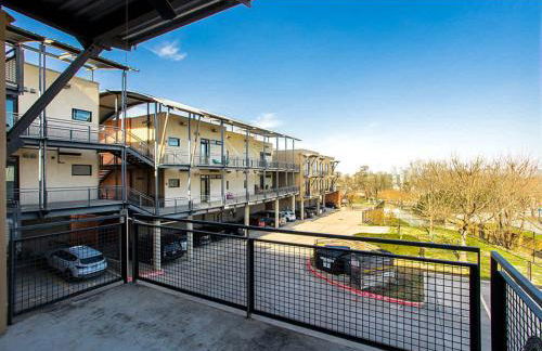 Convenient Condo Near Zilker & Barton Springs! - Foto 10